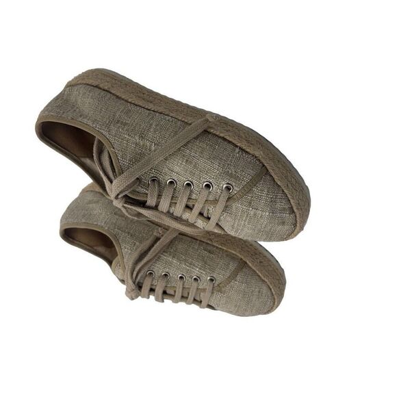 Five world  - Picture 7 of 7